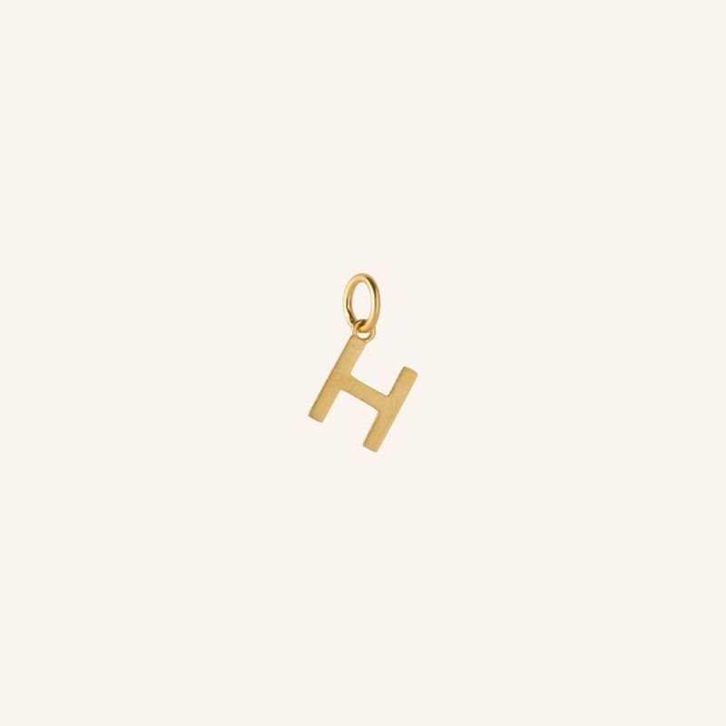 Love Letter Pendant- Gull Bokstaver
