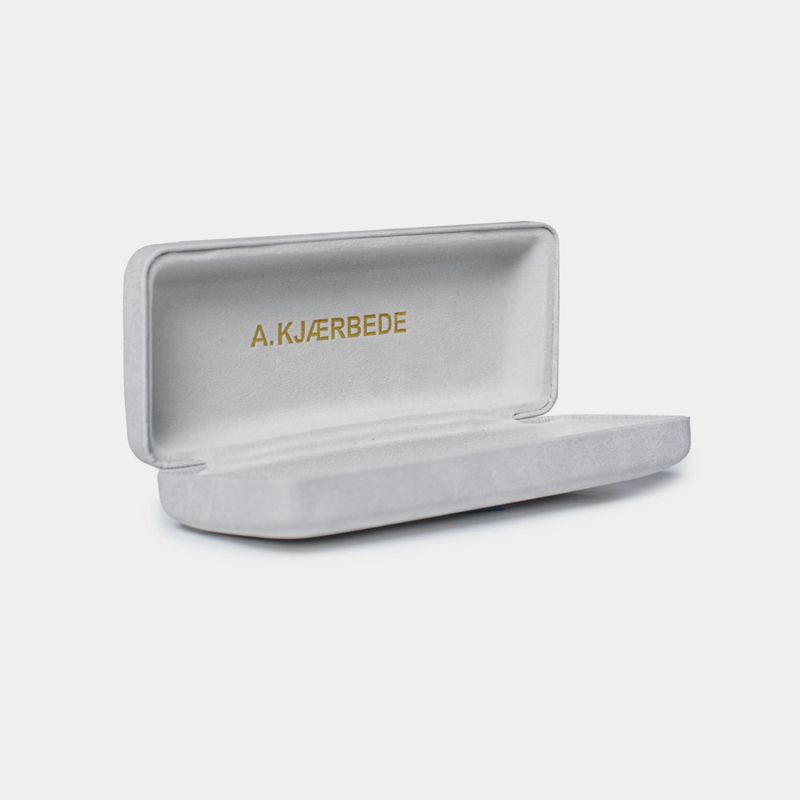 Hard Case